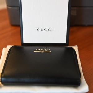 Gucci Black Zip Card Case Wallet